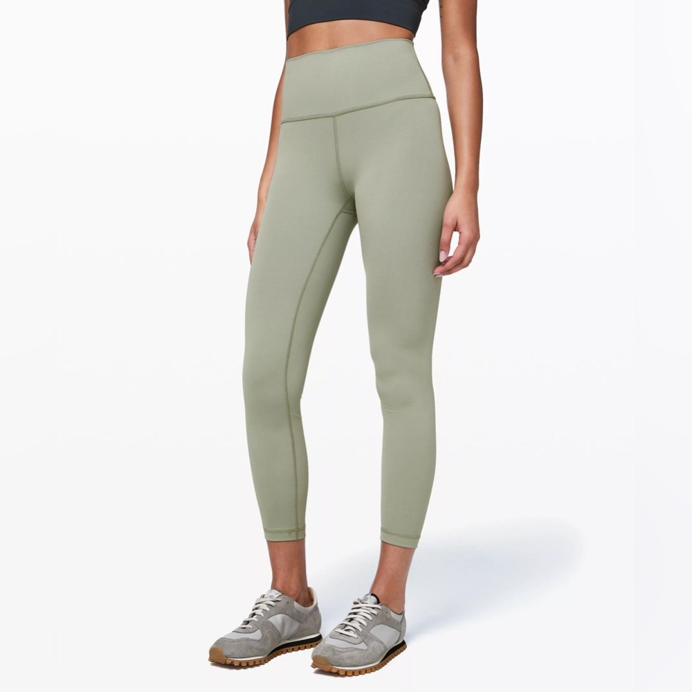 Lululemon Wunder Under High-rise Tights 25” in Sea Moss, like new, size 6